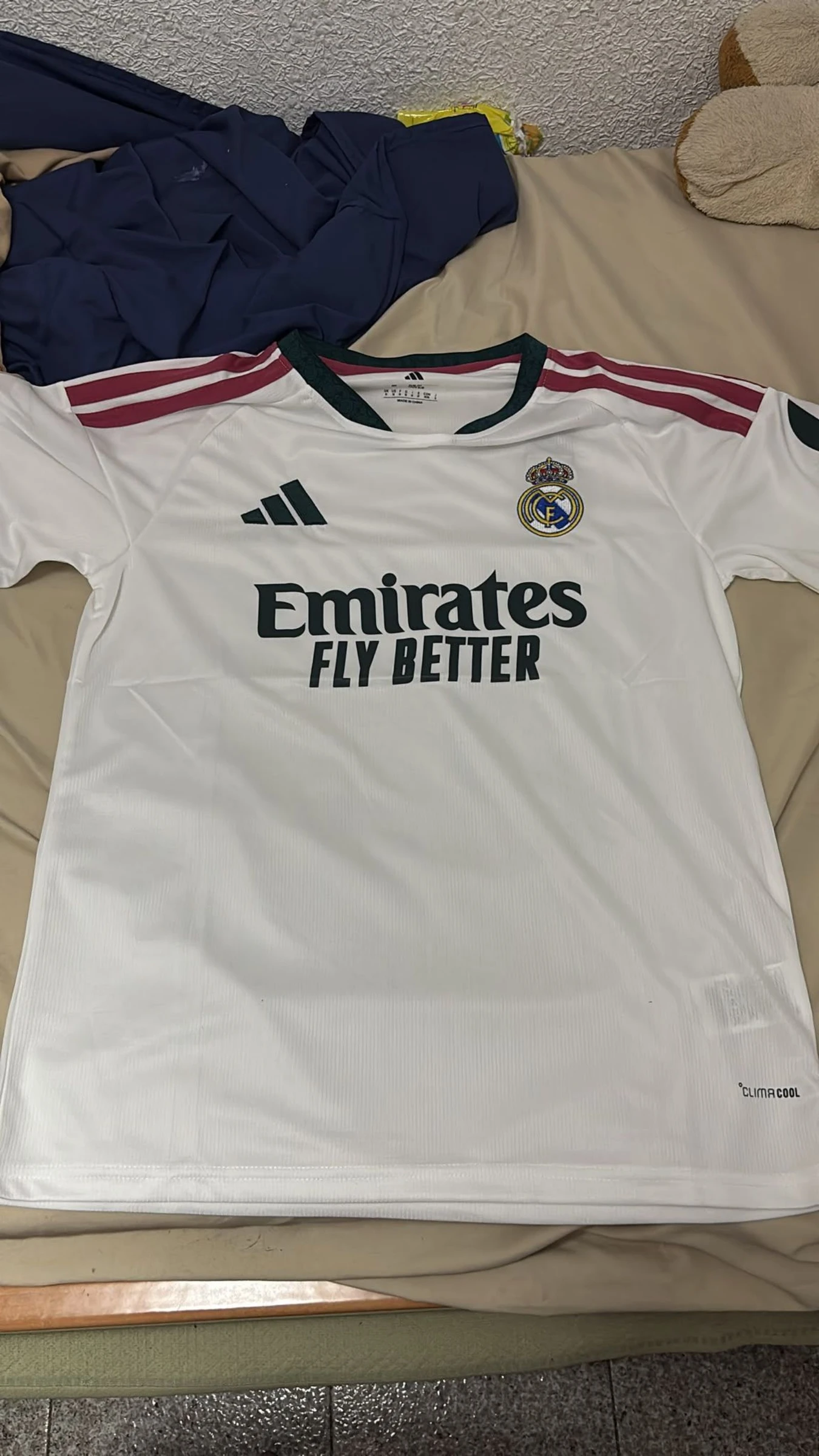 Camiseta Real Madrid temporada 2026-2027 talla M